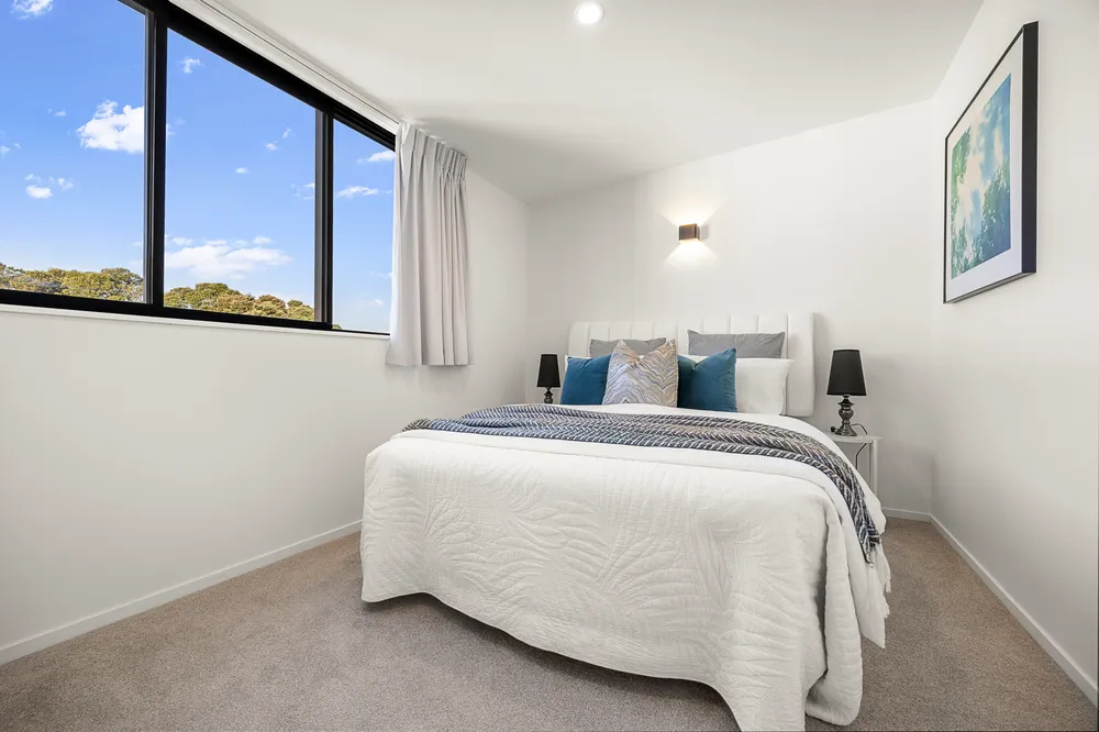 Photos of 387D Ellerslie-Panmure Highway