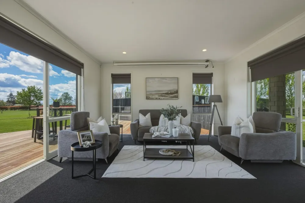 Photos of 95A Limmer Road