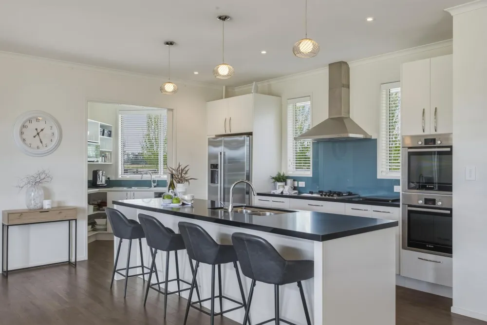 Photos of 95A Limmer Road
