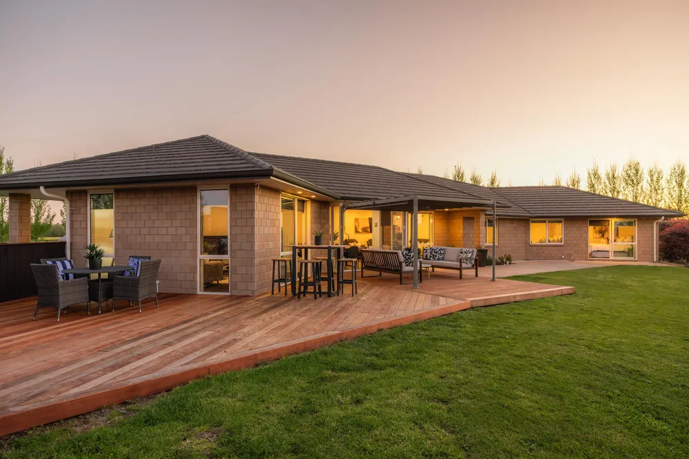 Photos of 95A Limmer Road