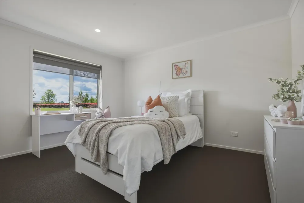 Photos of 95A Limmer Road