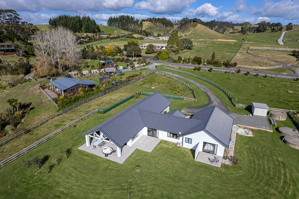 Photos of 783 Whareora Road