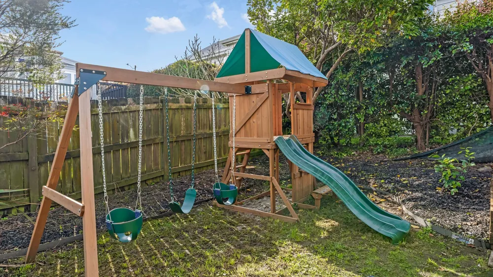 Photos of 29A Koraha Street