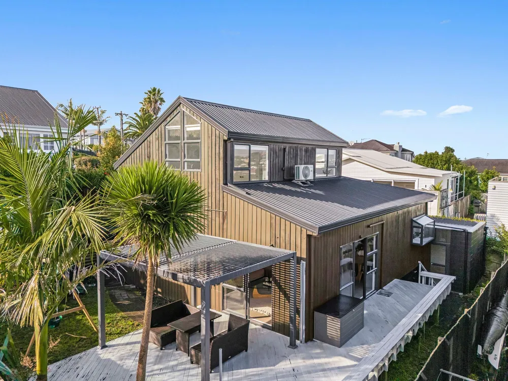 Photos of 29A Koraha Street