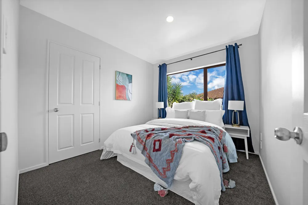 Photos of 12 Imjin Place