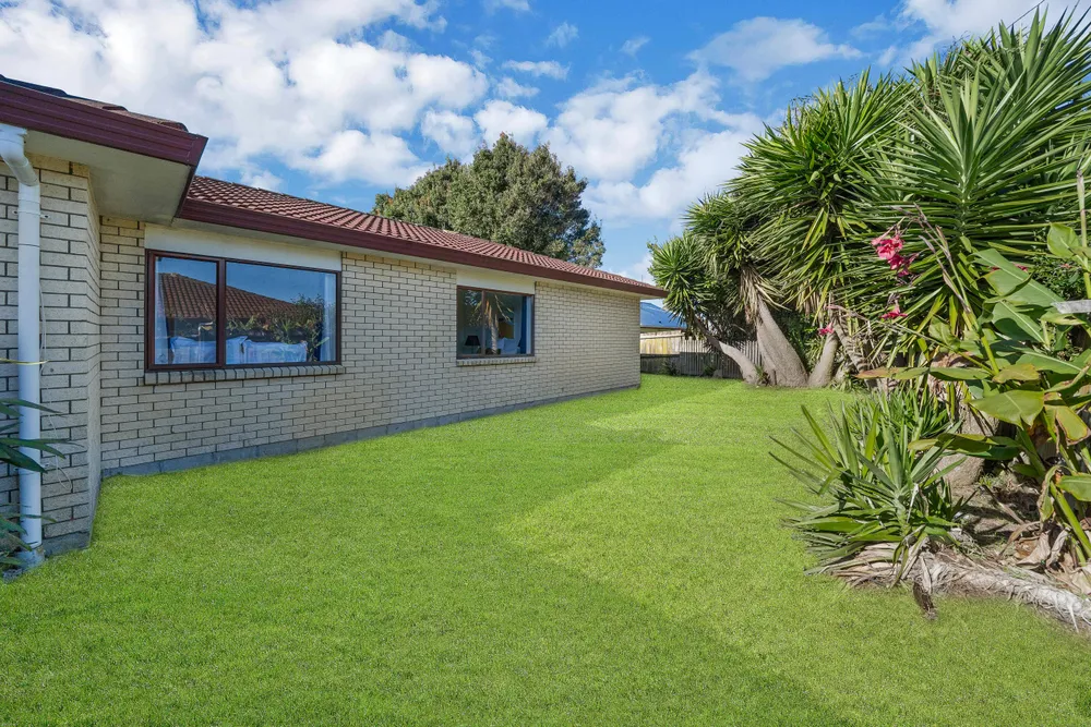 Photos of 12 Imjin Place