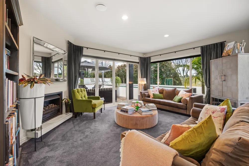 Photos of 6 River Oaks Drive