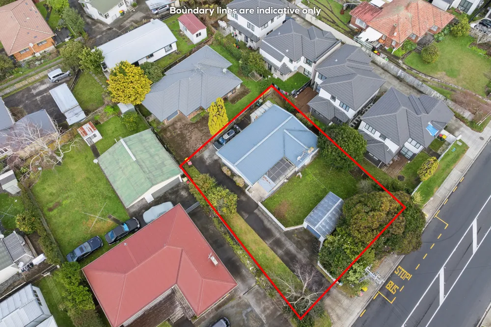 Photos of 75 Clevedon Road