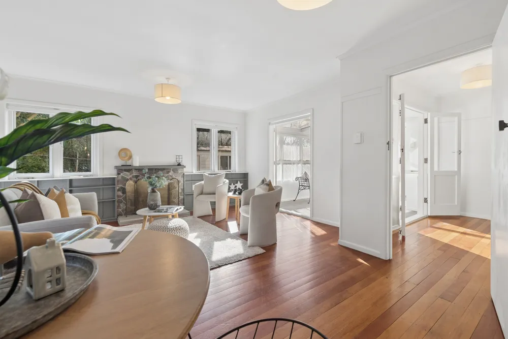Photos of 75 Clevedon Road