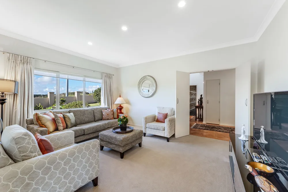 Photos of 47 Somerville Road