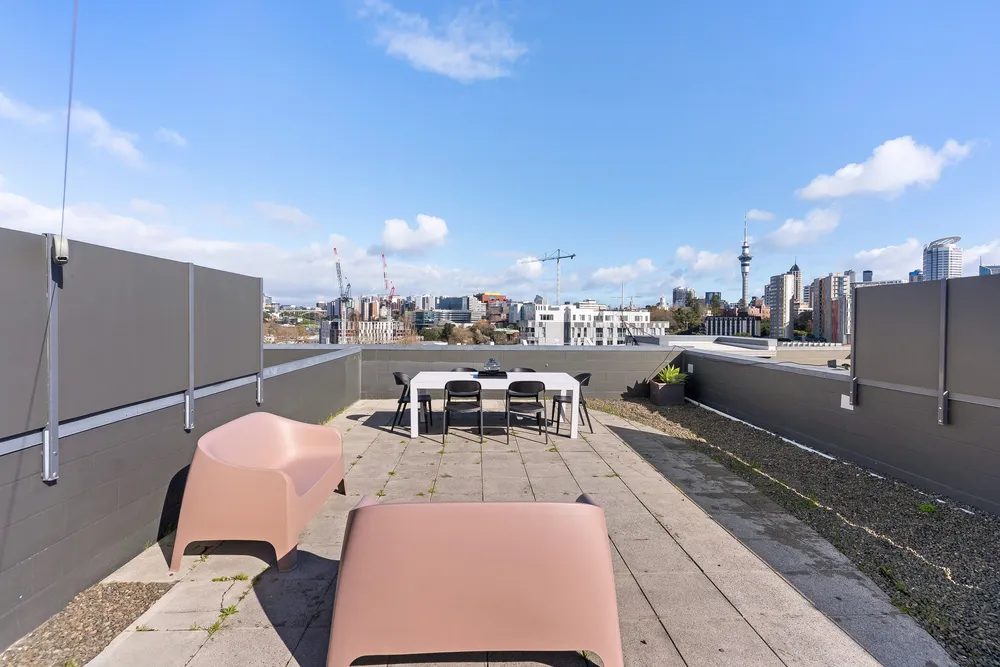 Photos of 3G/11 Augustus Terrace