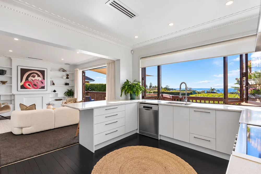 Photos of 325 St Heliers Bay Road