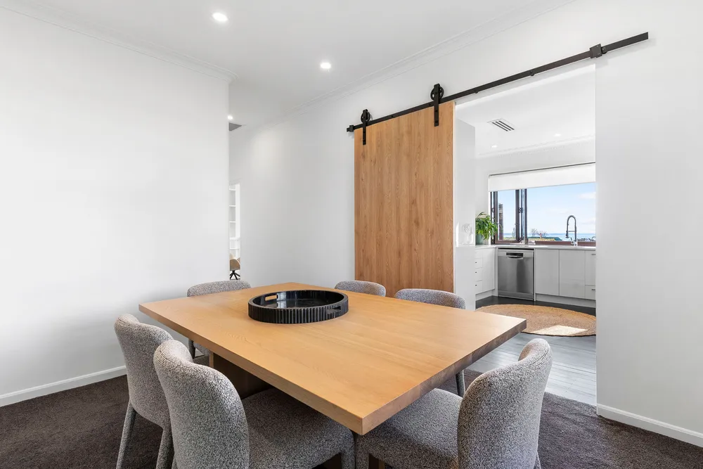 Photos of 325 St Heliers Bay Road