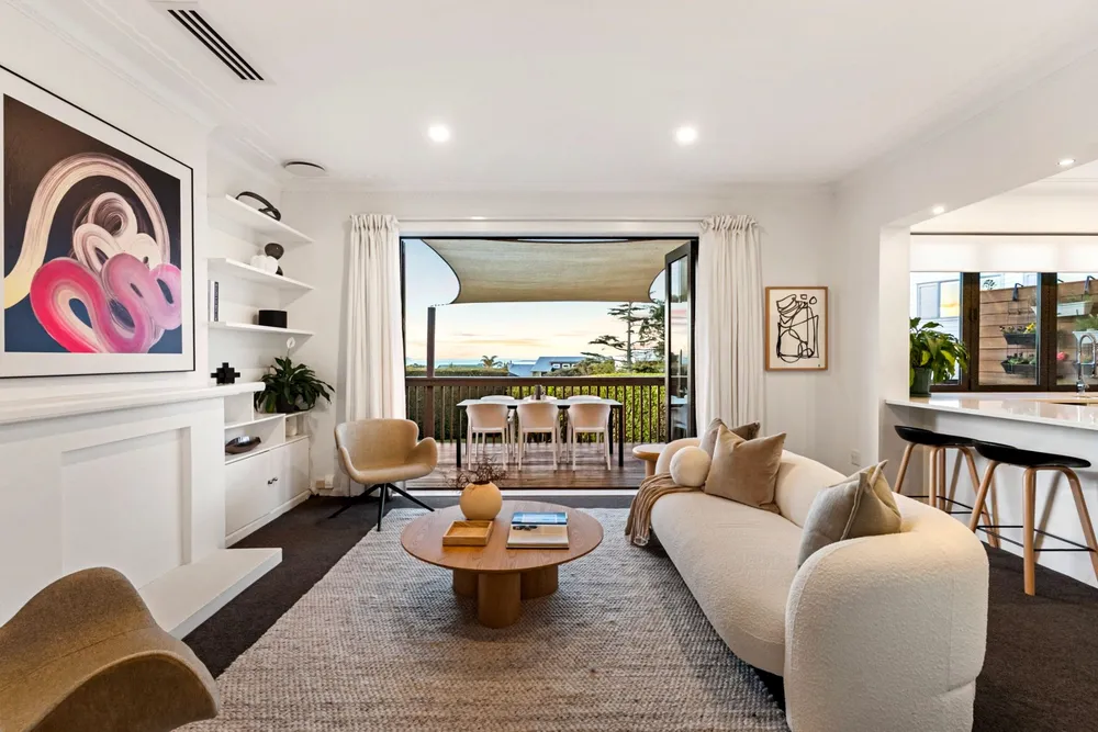 Photos of 325 St Heliers Bay Road