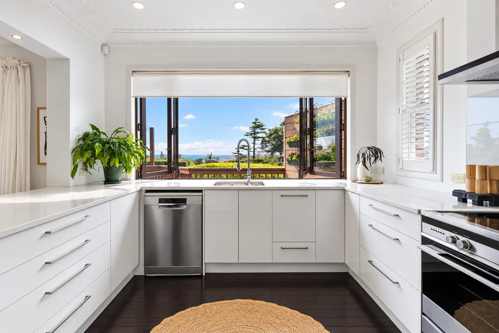 Photos of 325 St Heliers Bay Road