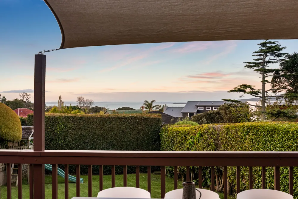 Photos of 325 St Heliers Bay Road
