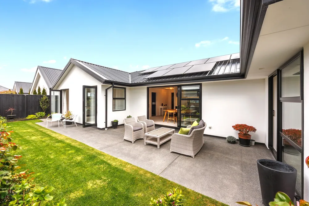 Photos of 10 Lyall Lane