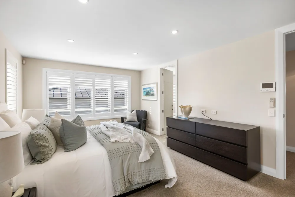 Photos of 34 Benbow Street
