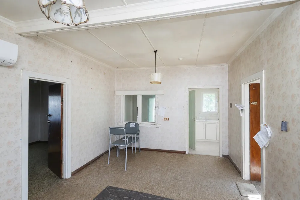 Photos of 2 Elm Street