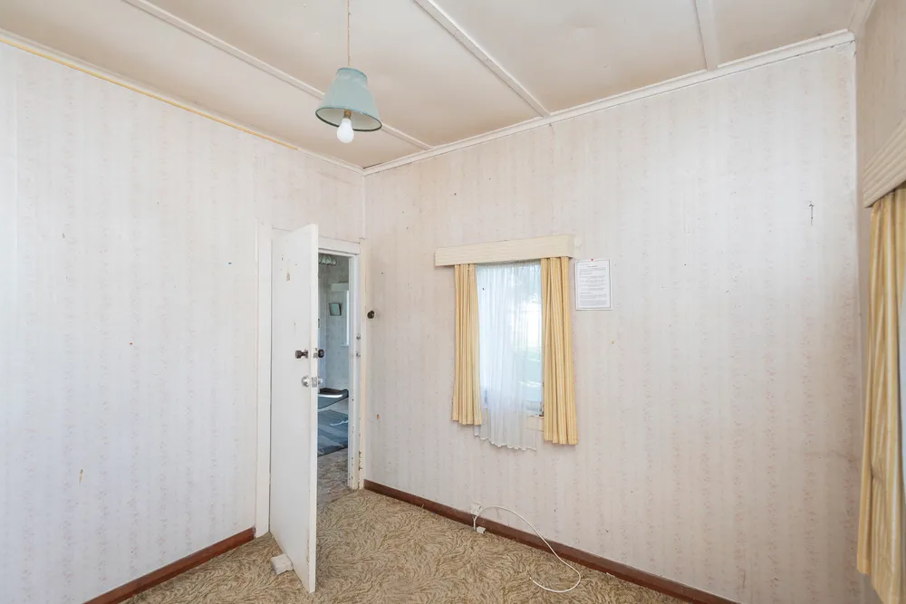 Photos of 2 Elm Street