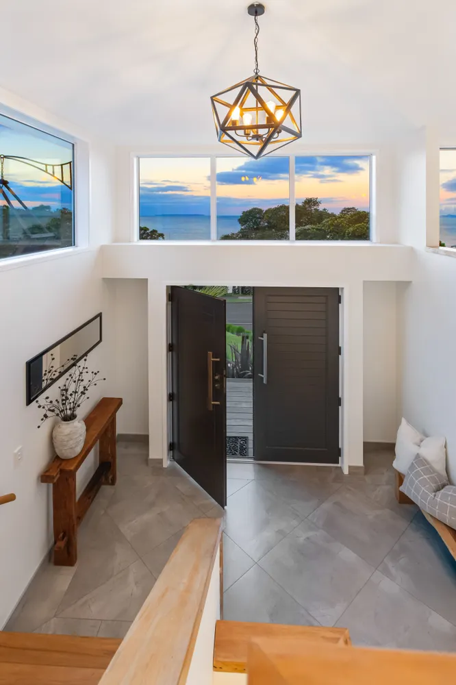 Photos of 25 Whitby Crescent