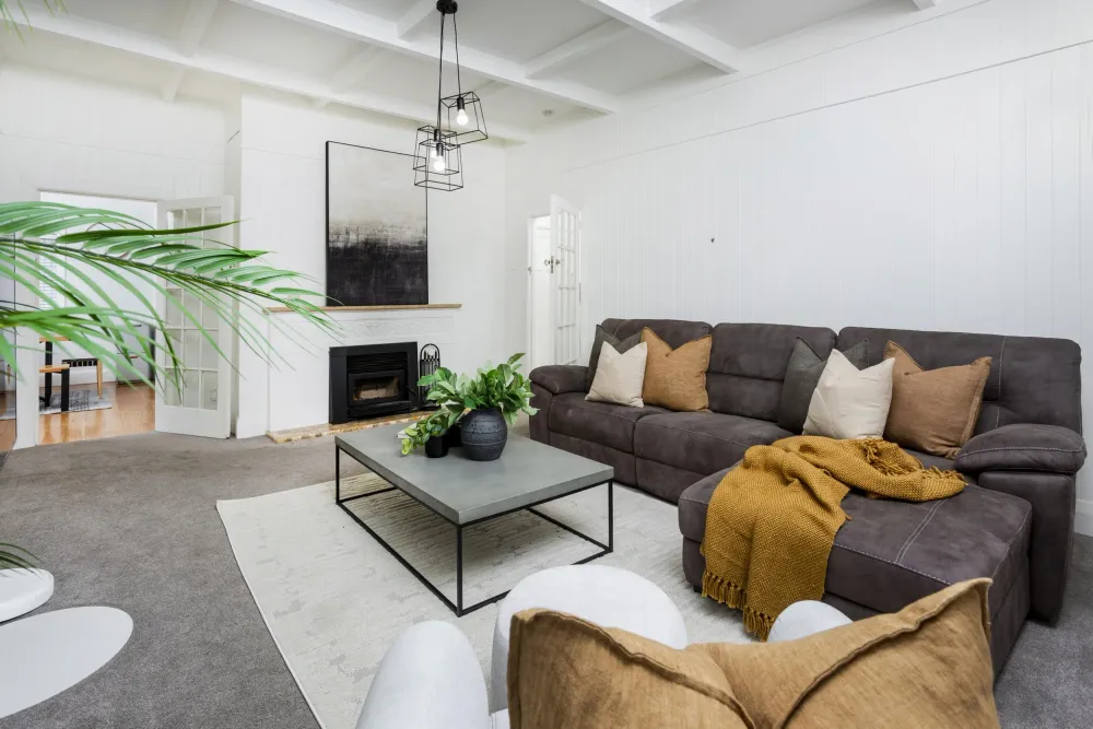 Photos of 313 Royal Road