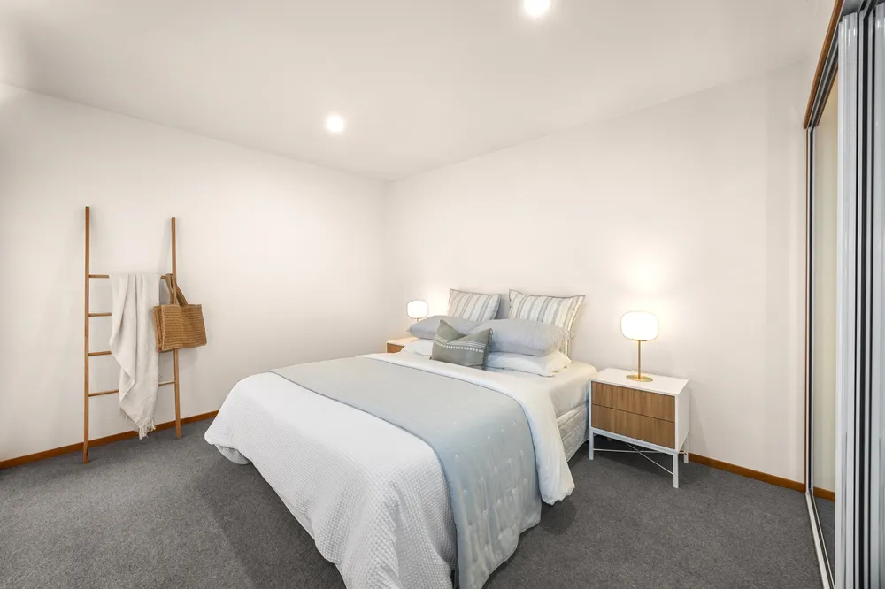 Photos of 371 High Street