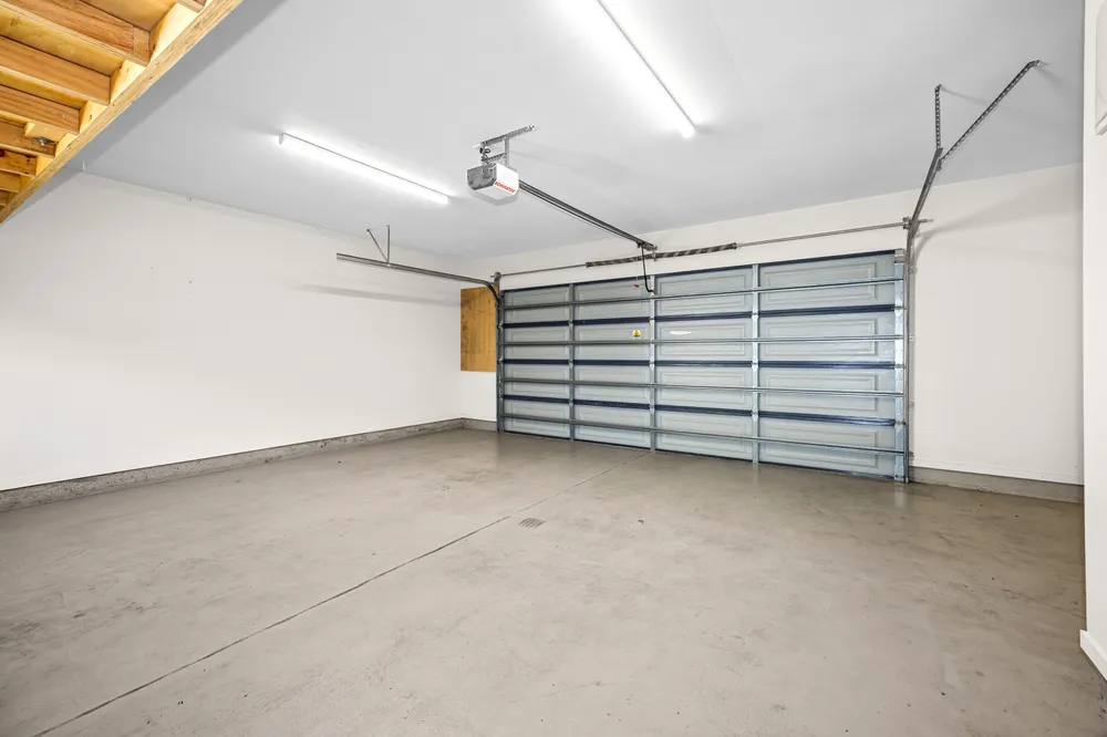 Photos of 371 High Street