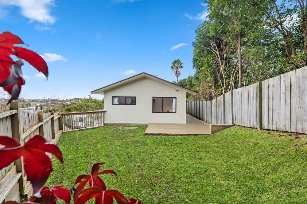 Photos of 1/40 Lilburn Crescent