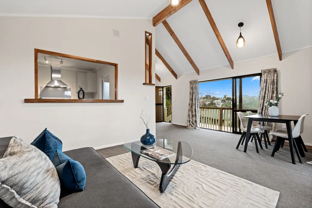 Photos of 1/40 Lilburn Crescent