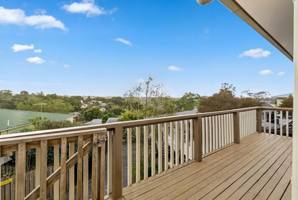 Photos of 1/40 Lilburn Crescent