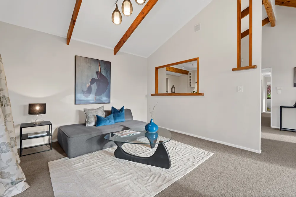 Photos of 1/40 Lilburn Crescent