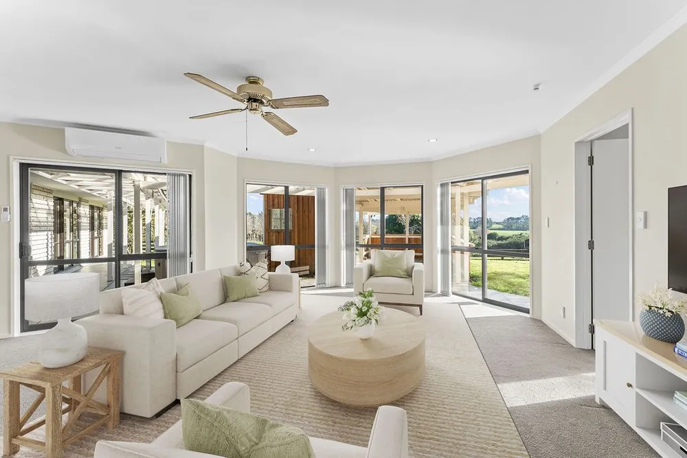 Photos of 80 Oira Road