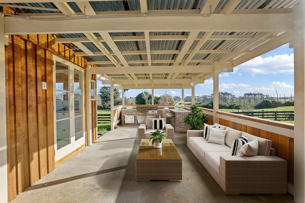 Photos of 80 Oira Road