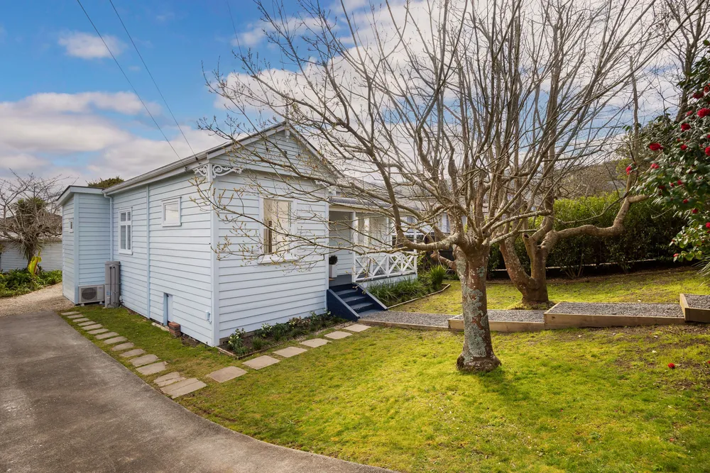 Photos of 319 Blockhouse Bay Road