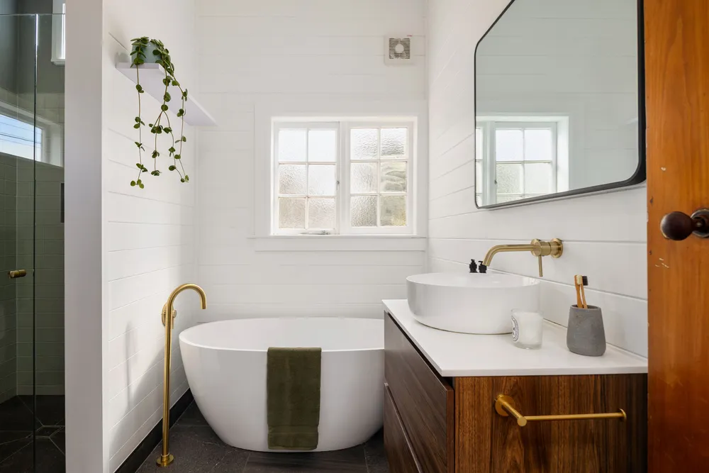Photos of 319 Blockhouse Bay Road