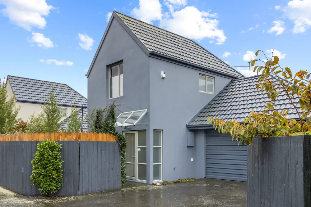 Photos of 25 Mattingley Street
