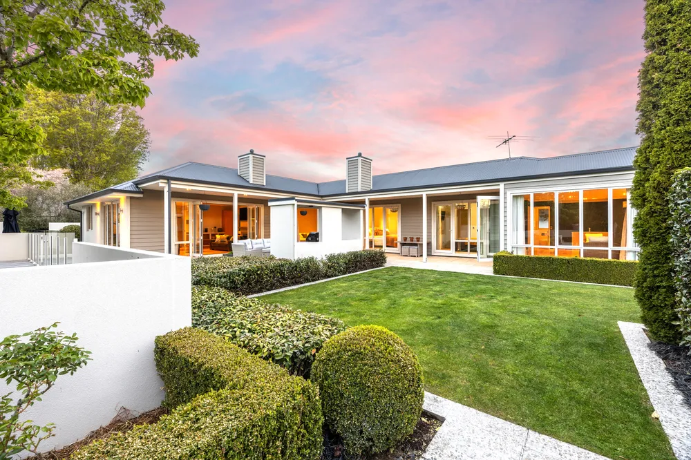 Photos of 3 Westall Lane