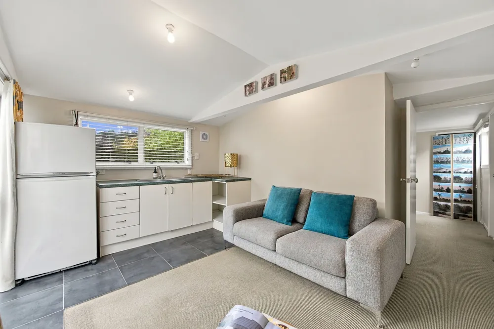 Photos of 25 McPhail Street