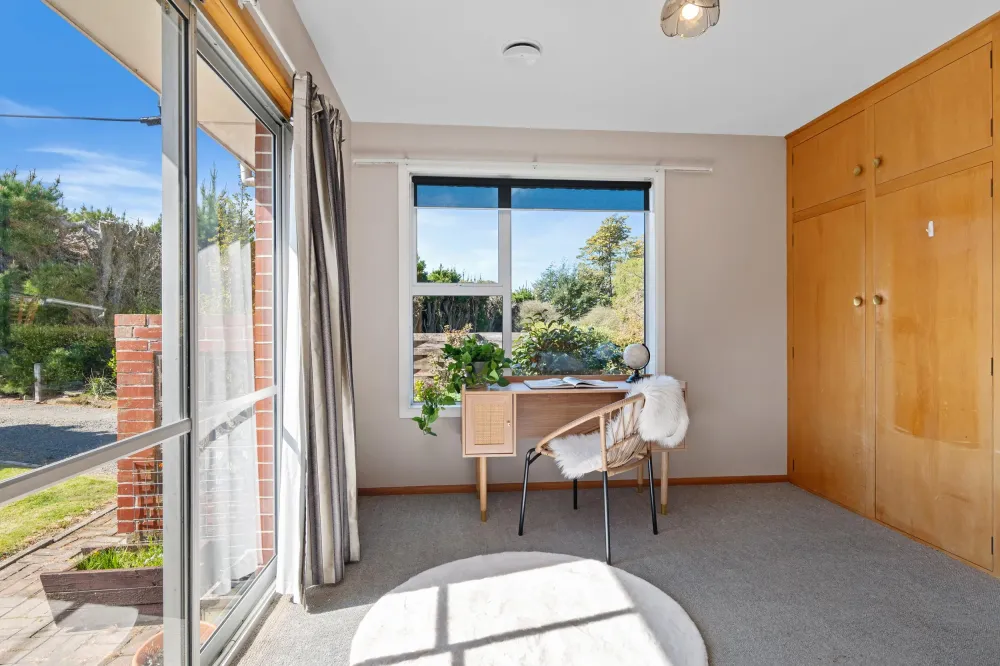 Photos of 225 Blakes Road