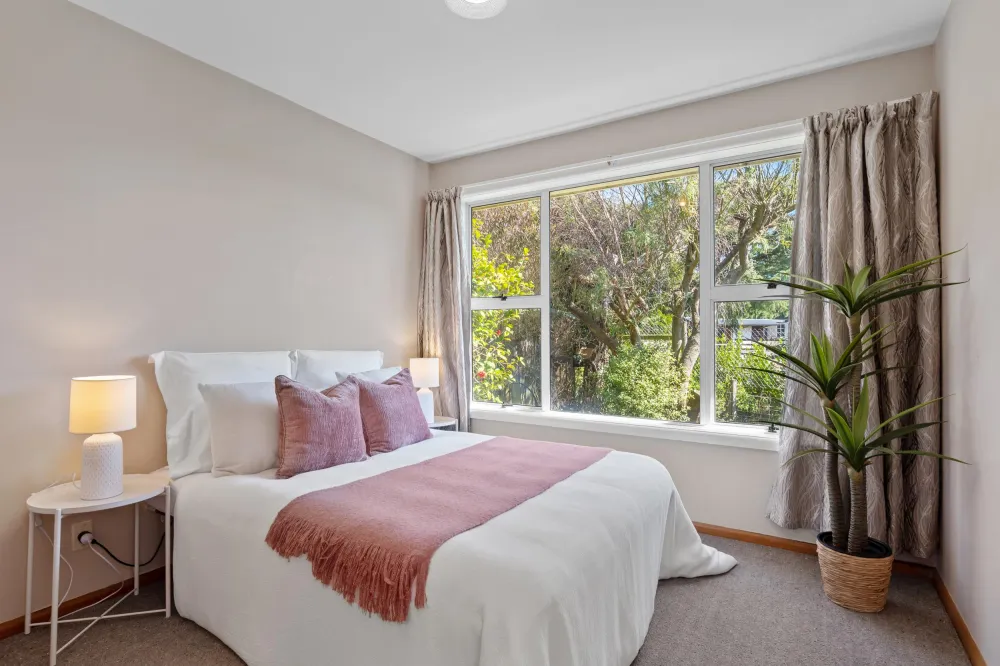 Photos of 225 Blakes Road