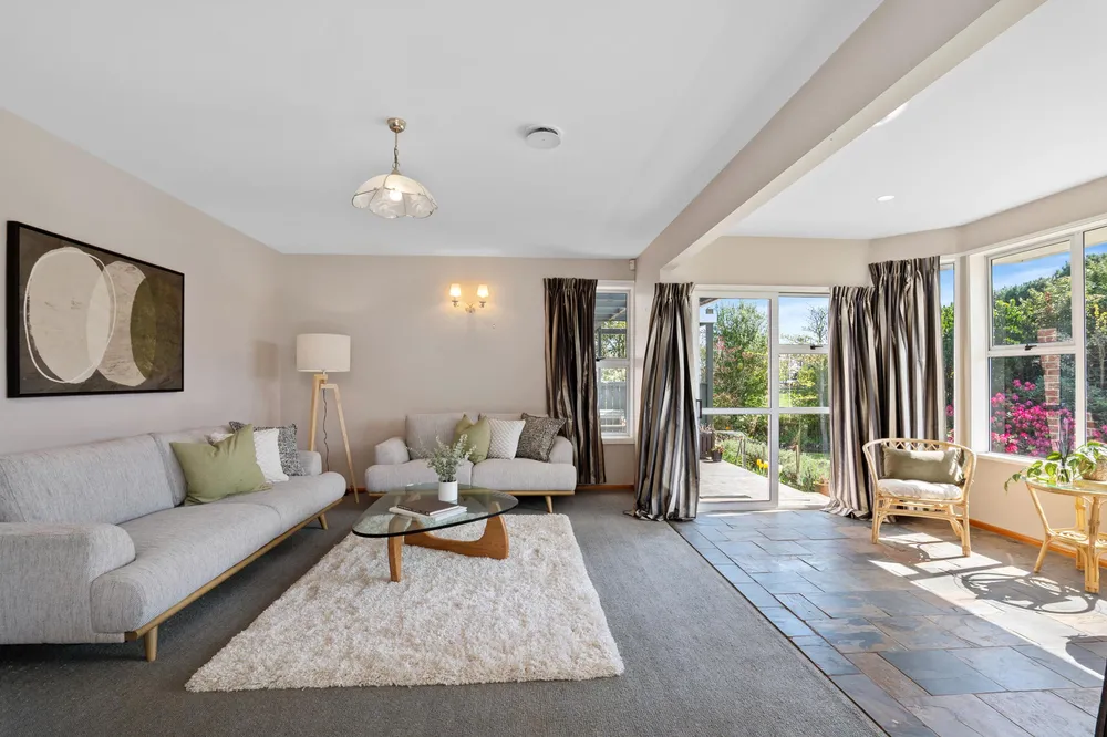 Photos of 225 Blakes Road