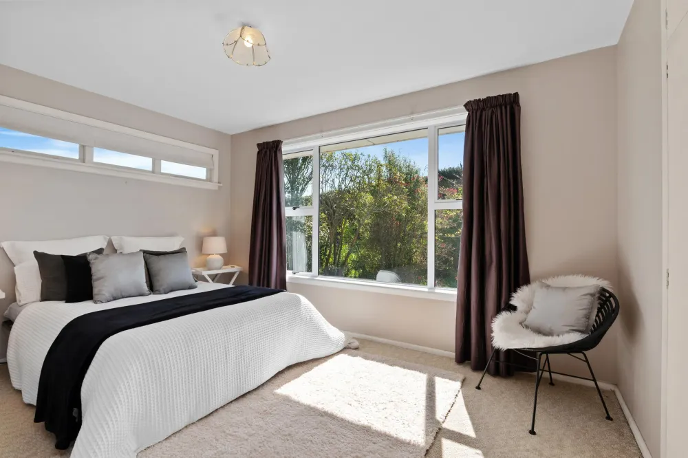 Photos of 225 Blakes Road