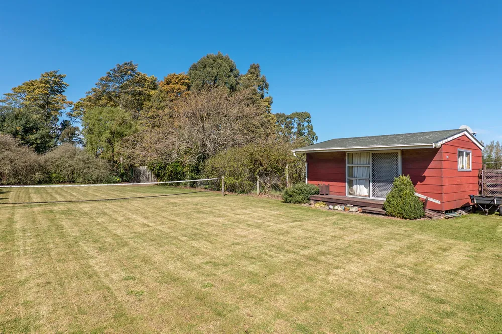 Photos of 225 Blakes Road