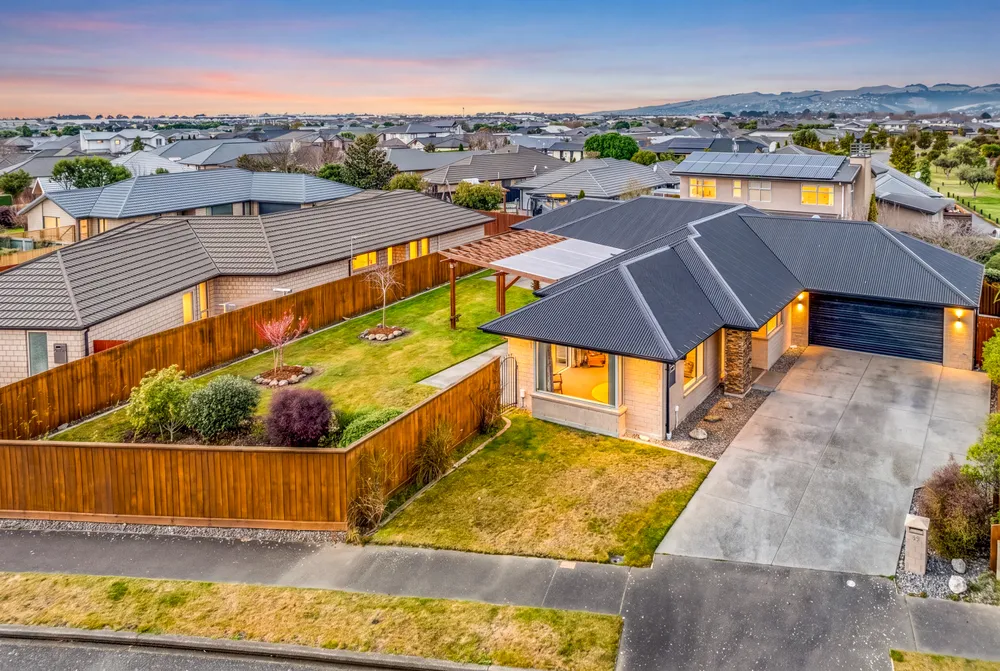 Photos of 27 Clematis Place