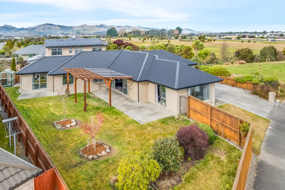 Photos of 27 Clematis Place