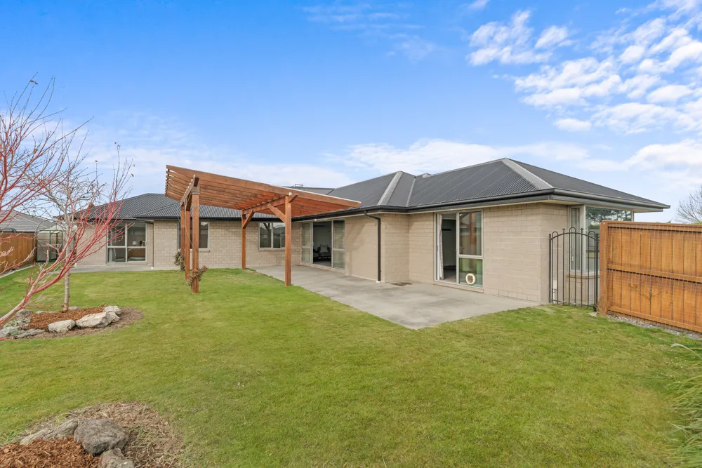 Photos of 27 Clematis Place