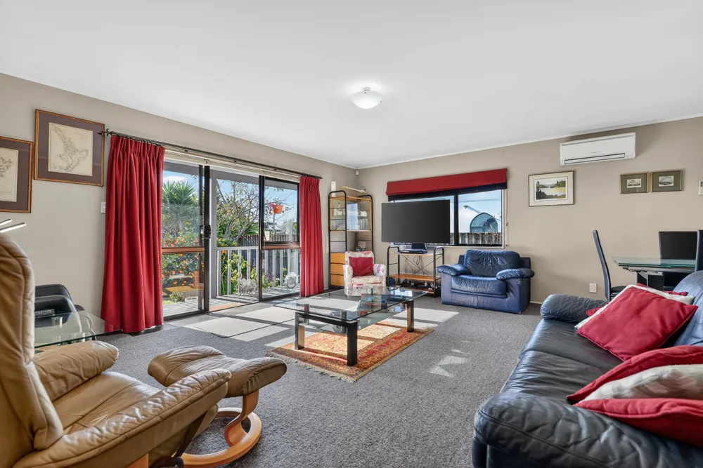 Photos of 49b Bandon Street