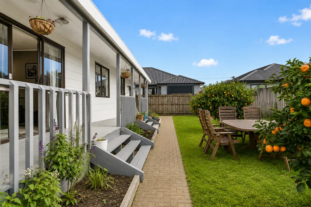 Photos of 49b Bandon Street