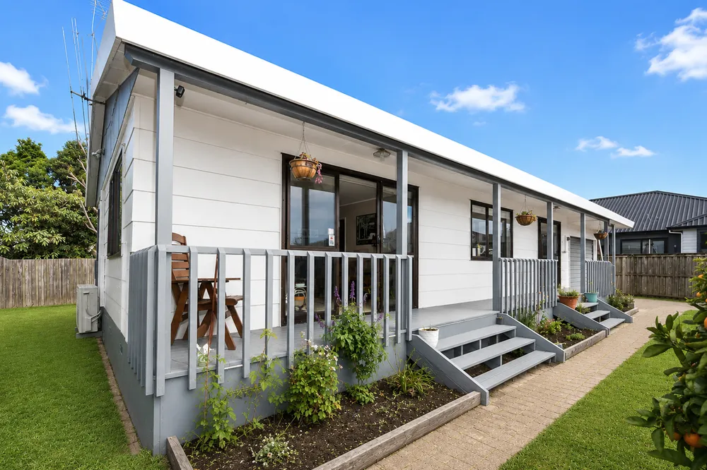 Photos of 49b Bandon Street